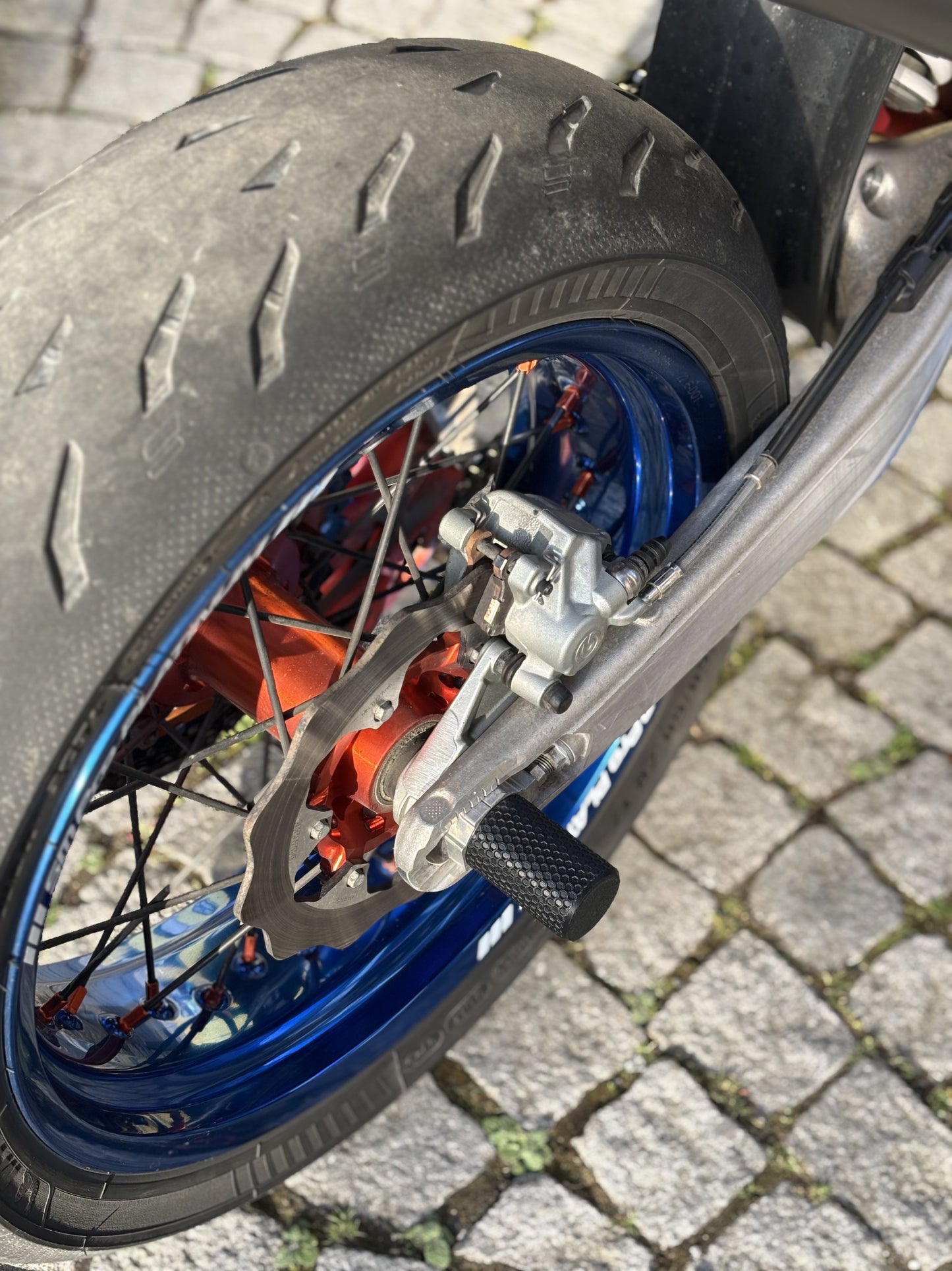 Supermoto HexPegs Street